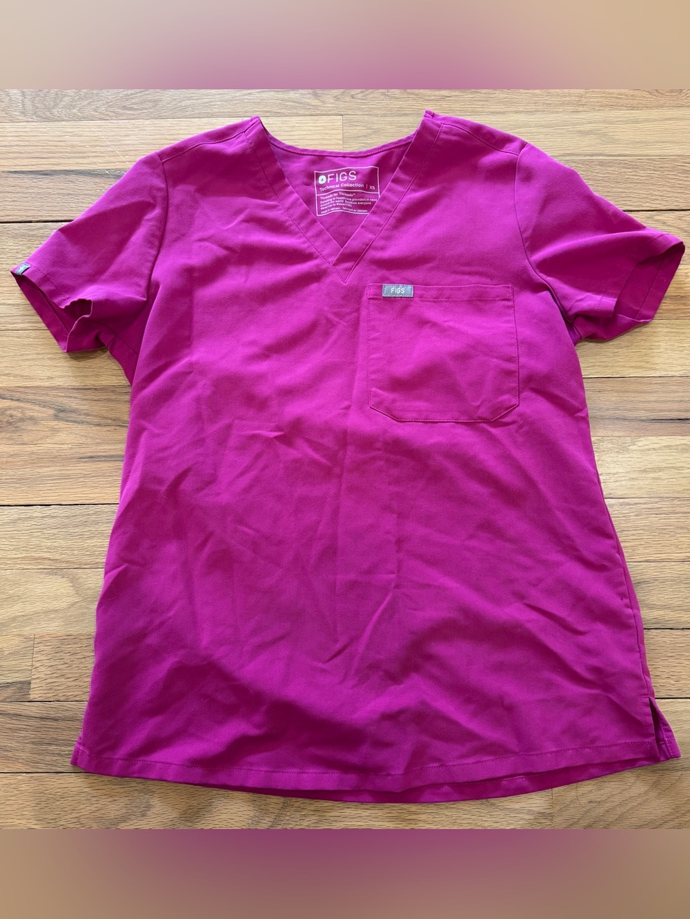 Figs V-Neck Scrub Top Pink/Magenta XS